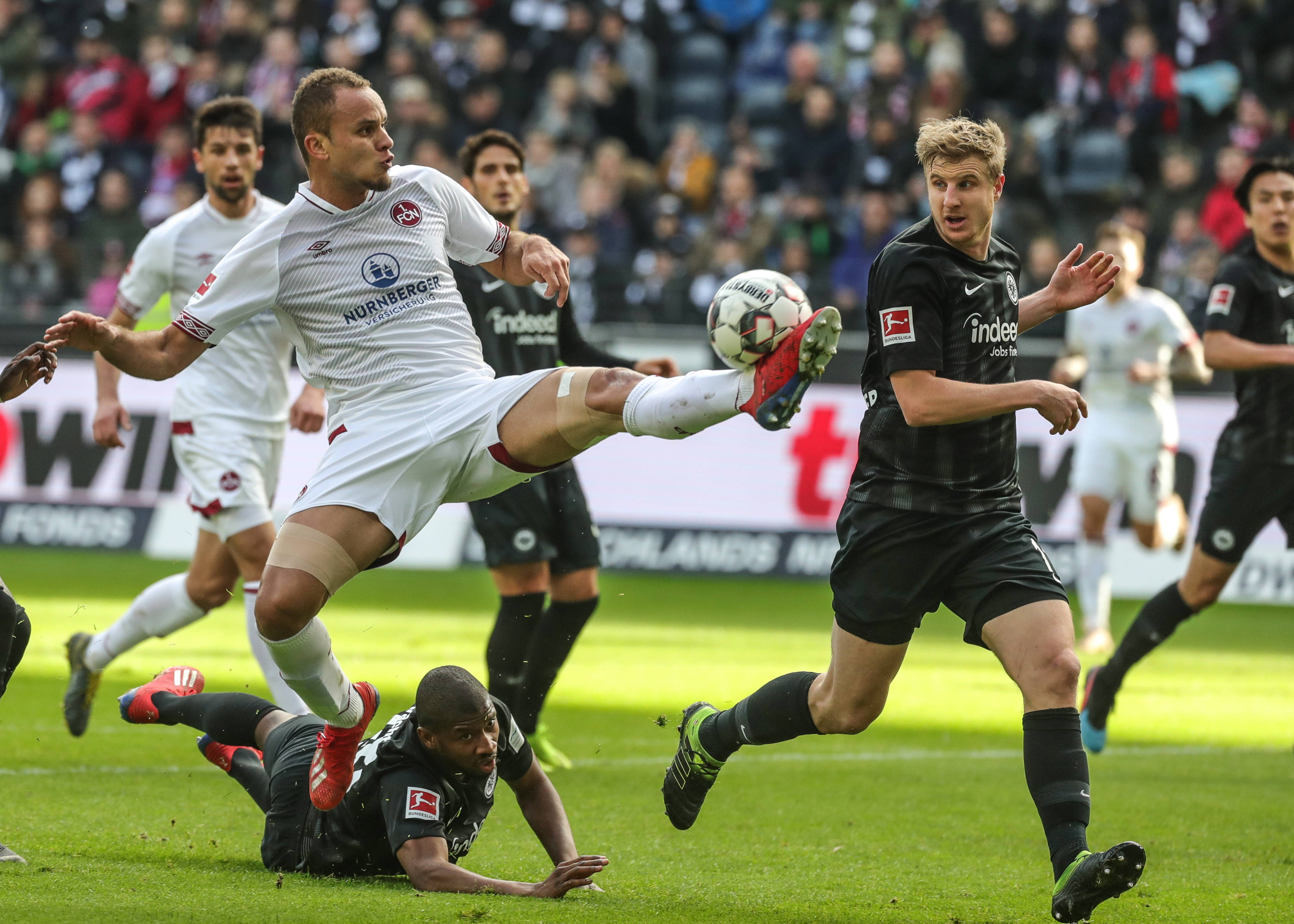 [篮球公园]NBA报告：杨瀚森出战16分钟 41岁詹姆斯再创历史