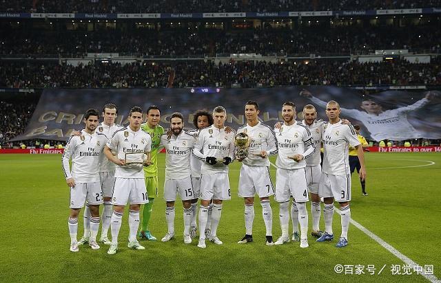 揪心一幕！圣枪哥比赛期间差点失去意识晕倒