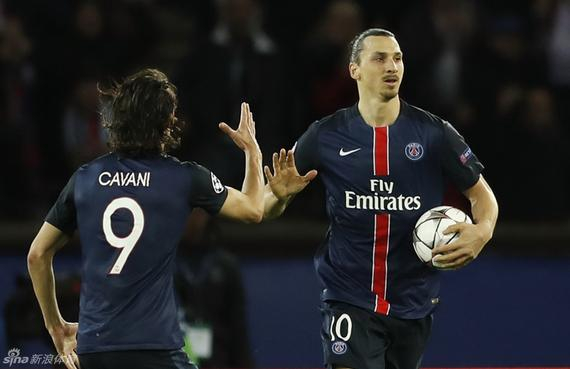 职业玩家展示自己95岁神枪手祖母 没玩过FPS但瞄准天赋惊人