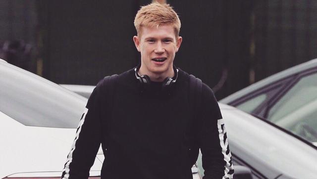 《权力的游戏》男主观战巴黎欧冠 与梅西夫妇合影