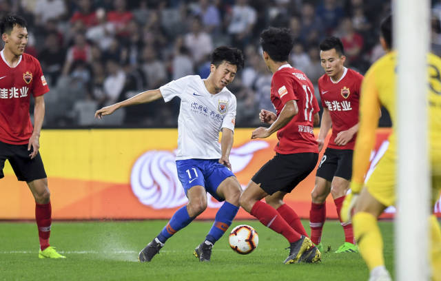 5场不足11分钟 杨瀚森遭边缘化 对比克林根 亚洲球员突围难？