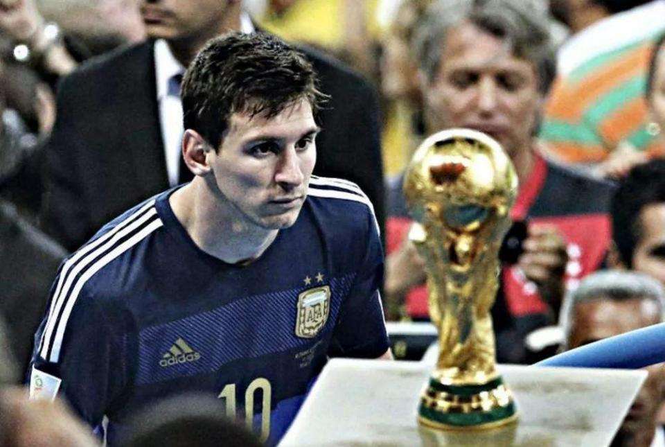 国足世预赛名单公布 新老结合备战