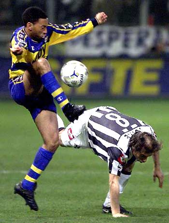 热火大胜鹈鹕 送对手7连败